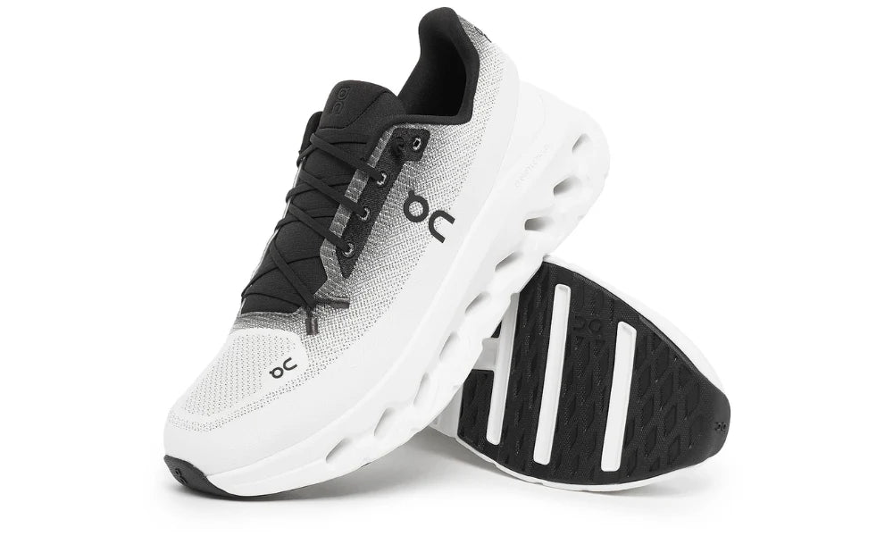 On Cloud _ Black/Ivory