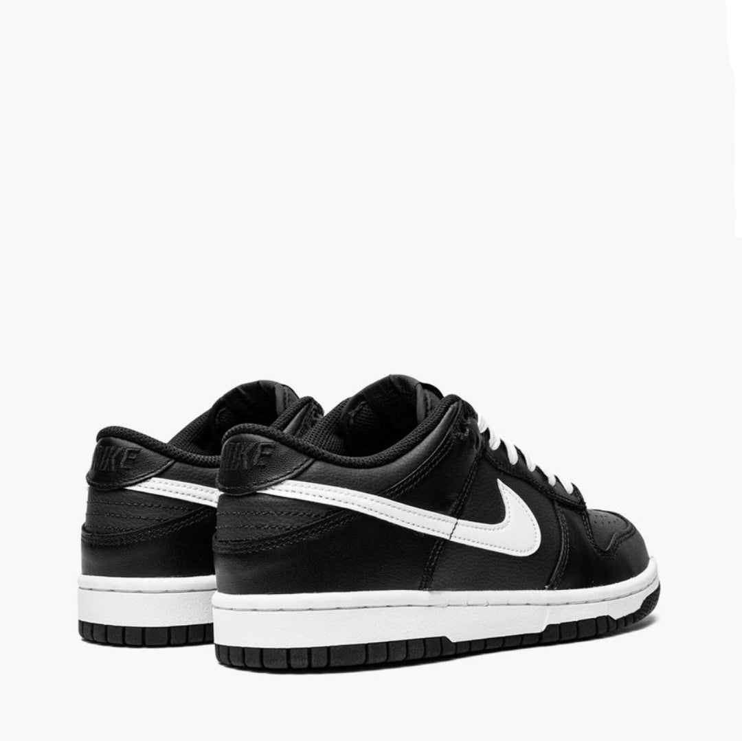 NIKE DUNKS _ BLACK PANDA